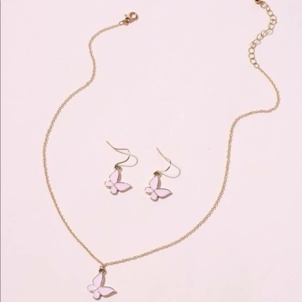 NEW!! Butterfly Necklace and Earrings Set